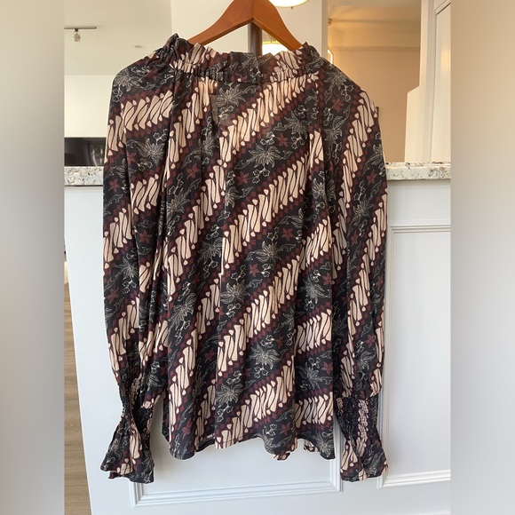 FIGUE 100% Silk long sleeve blouse - Picture 6 of 6